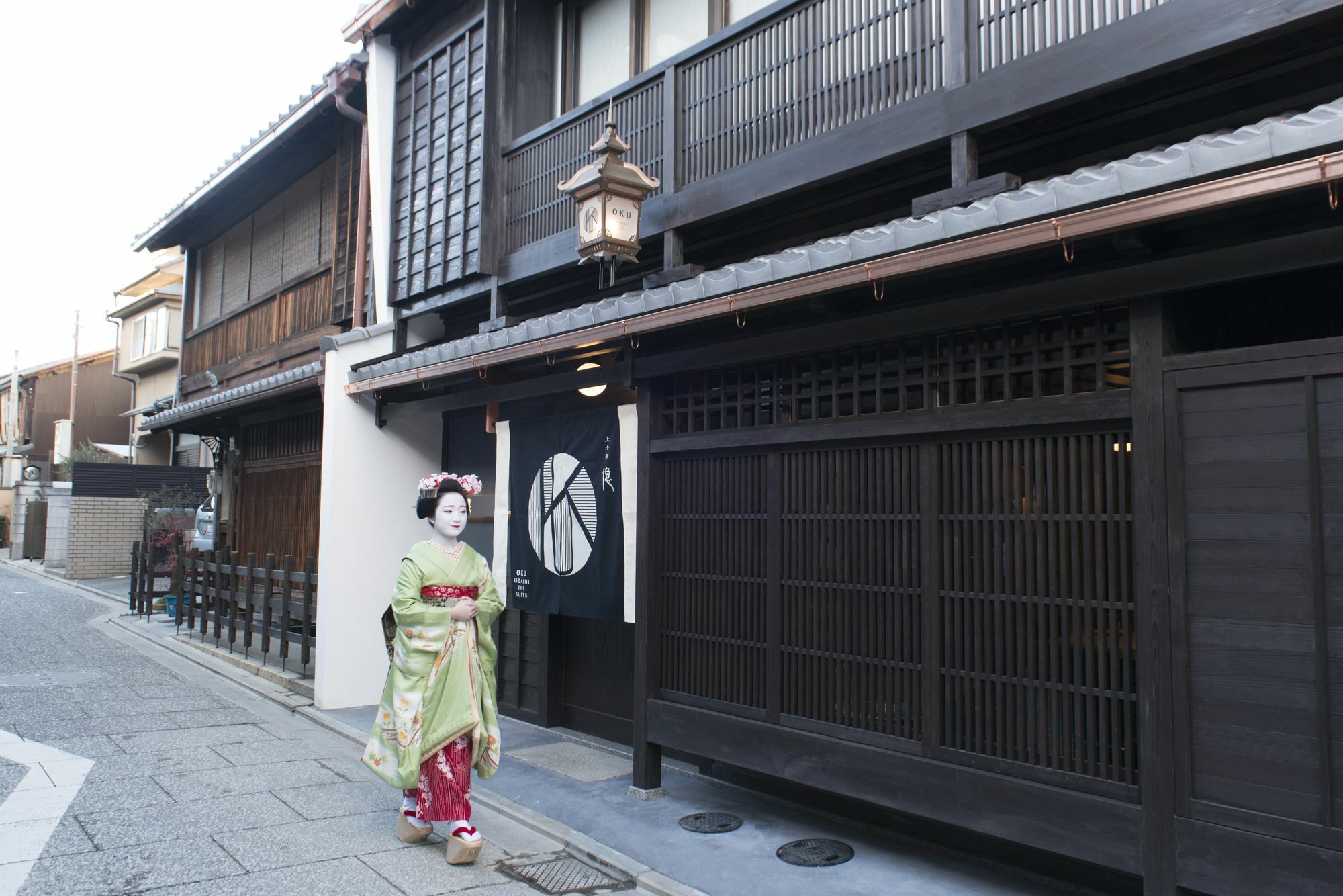 Отель Kamishichiken Oku Киото Экстерьер фото